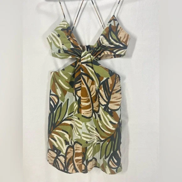 Dress - Picture 5 of 5